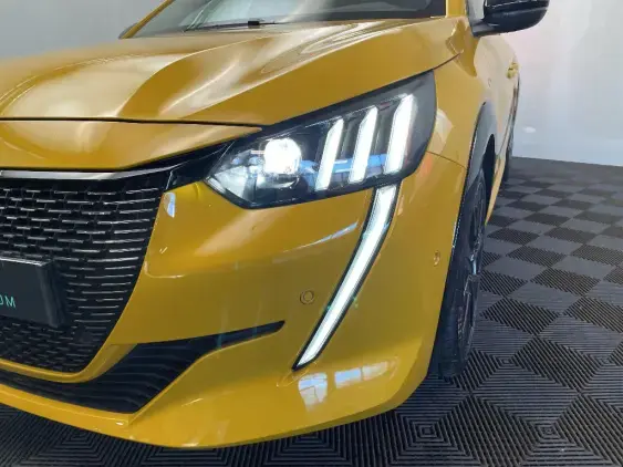 PEUGEOT 208 BUSINESS R II - voiture d'occasion - Photo 22