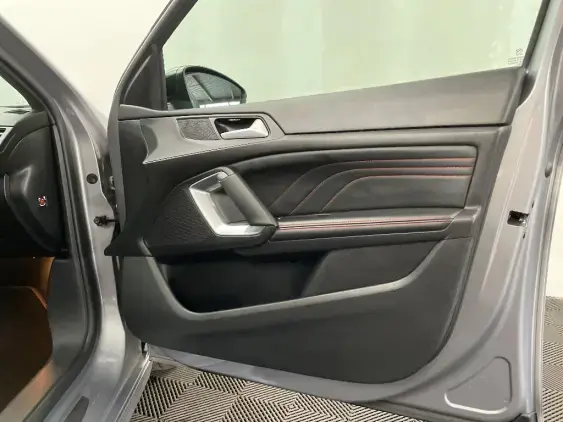 PEUGEOT 308 SW II - voiture d'occasion - Photo 20