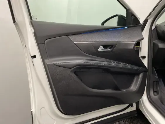 PEUGEOT 5008 II - voiture d'occasion - Photo 19