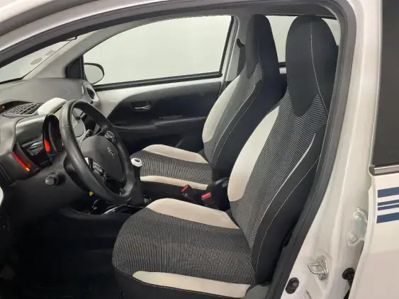 PEUGEOT 108 - voiture d'occasion - Photo 18