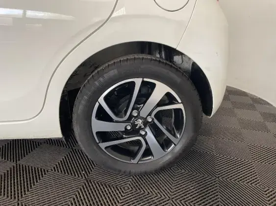 PEUGEOT 108 - voiture d'occasion - Photo 24