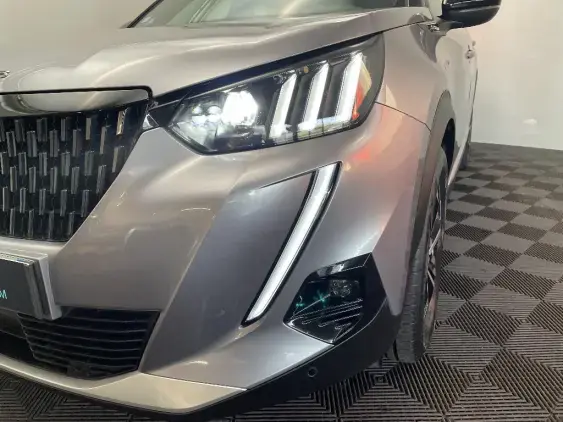 PEUGEOT 2008 II - voiture d'occasion - Photo 22