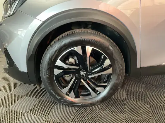 PEUGEOT 2008 II - voiture d'occasion - Photo 23