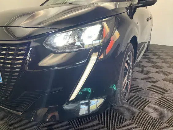 PEUGEOT 208 BUSINESS R II - voiture d'occasion - Photo 22