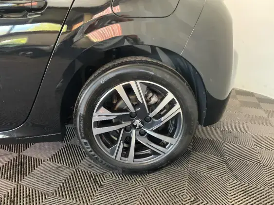 PEUGEOT 208 BUSINESS R II - voiture d'occasion - Photo 24