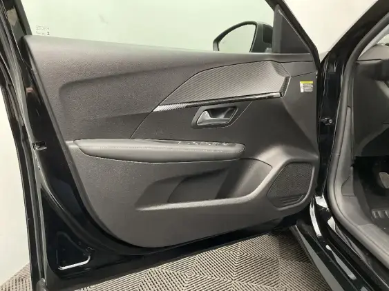 PEUGEOT 208 II - voiture d'occasion - Photo 19