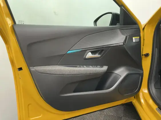 PEUGEOT 208 ELECTRIQUE II - voiture d'occasion - Photo 19