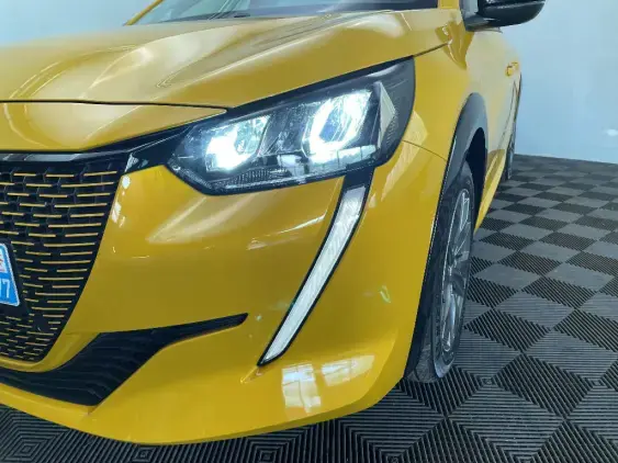 PEUGEOT 208 ELECTRIQUE II - voiture d'occasion - Photo 22