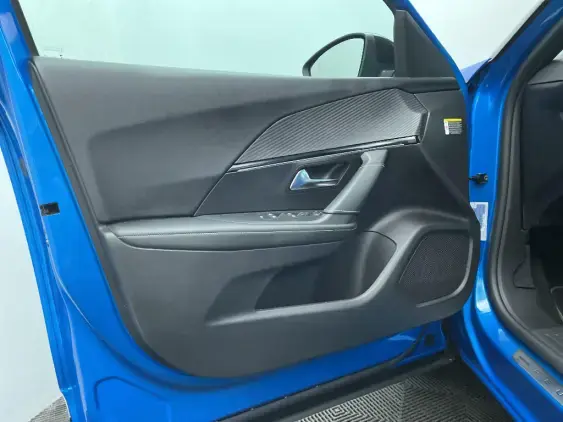 PEUGEOT 2008 ELECTRIQUE II - voiture d'occasion - Photo 19