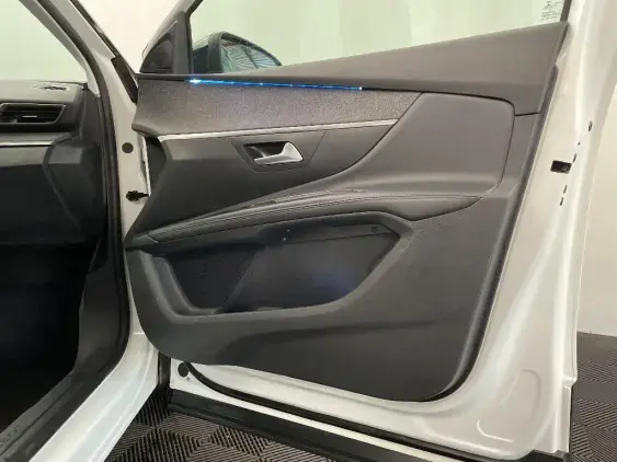PEUGEOT 5008 II - voiture d'occasion - Photo 20