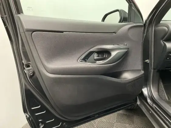 TOYOTA YARIS CROSS I - voiture d'occasion - Photo 19