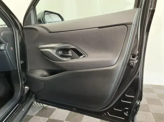 TOYOTA YARIS CROSS I - voiture d'occasion - Photo 20