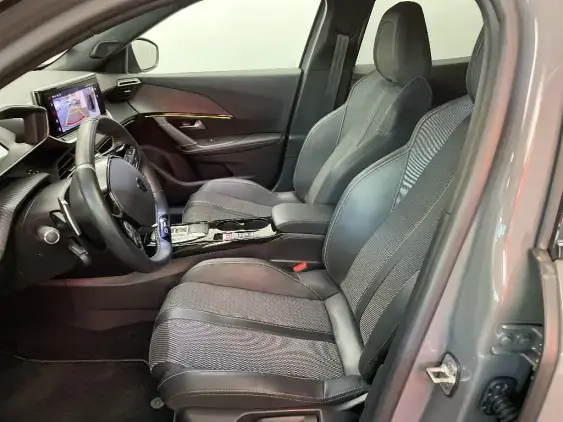 PEUGEOT 2008 II - voiture d'occasion - Photo 18