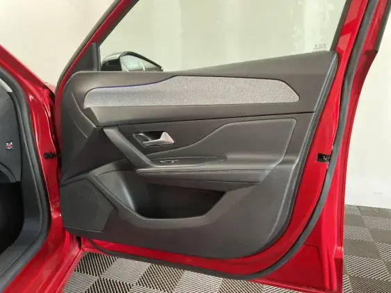 PEUGEOT 308 III - voiture d'occasion - Photo 19