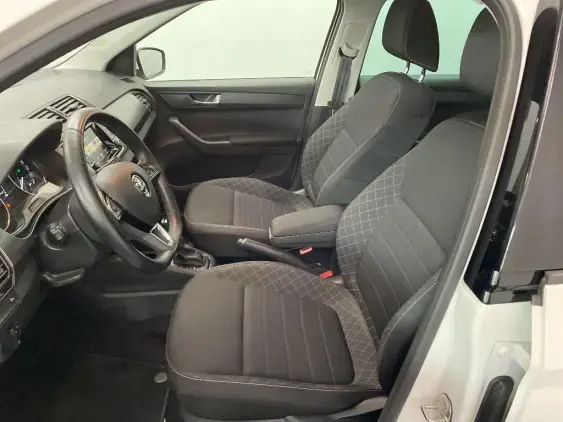 SKODA FABIA III - voiture d'occasion - Photo 18