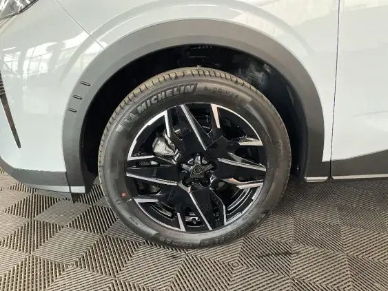 PEUGEOT 3008 III - voiture d'occasion - Photo 23