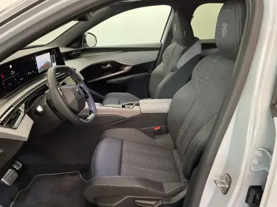 PEUGEOT 3008 III - voiture d'occasion - Photo 18