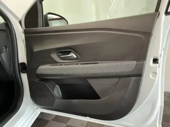 DACIA SANDERO III - voiture d'occasion - Photo 20