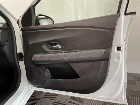 DACIA SANDERO III - voiture d'occasion - Photo 20