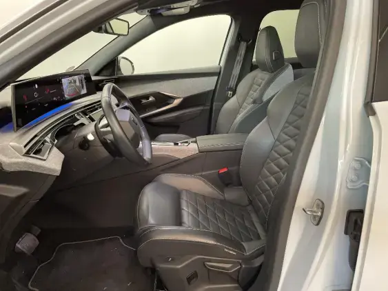 PEUGEOT 3008 III - voiture d'occasion - Photo 17