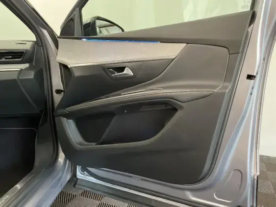 PEUGEOT 5008 II - voiture d'occasion - Photo 20
