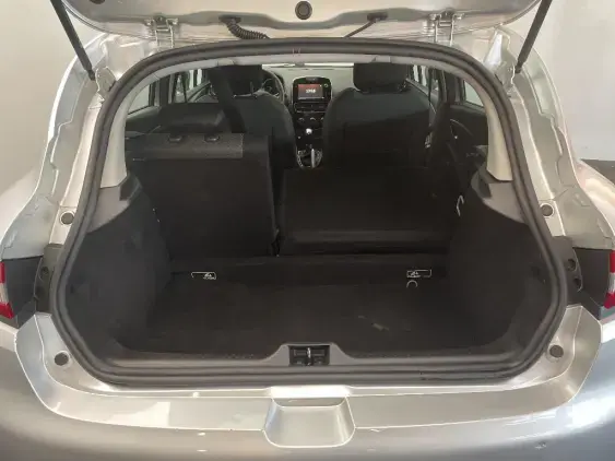RENAULT CLIO IV - voiture d'occasion - Photo 16