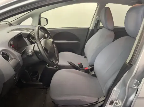 PEUGEOT ION - voiture d'occasion - Photo 16