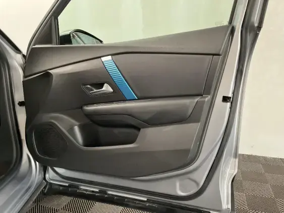 CITROEN C4 ELECTRIQUE III - voiture d'occasion - Photo 19