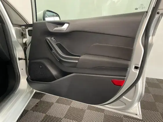 FORD FIESTA VII - voiture d'occasion - Photo 20