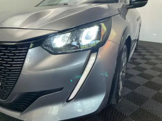 PEUGEOT 208 ELECTRIQUE II - voiture d'occasion - Photo 22