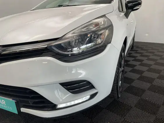 RENAULT CLIO IV - voiture d'occasion - Photo 21