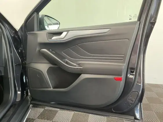 FORD FOCUS IV - voiture d'occasion - Photo 20