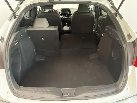 TOYOTA C-HR - voiture d'occasion - Photo 16