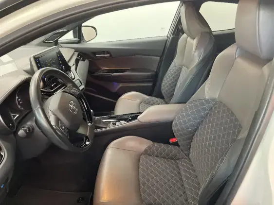TOYOTA C-HR - voiture d'occasion - Photo 18