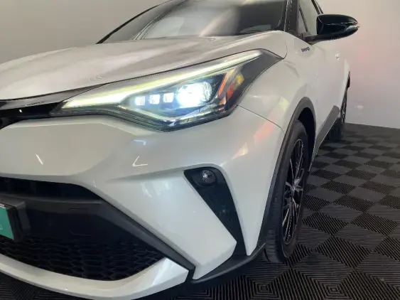 TOYOTA C-HR - voiture d'occasion - Photo 22