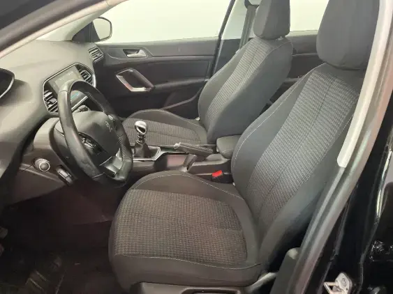 PEUGEOT 308 II - voiture d'occasion - Photo 18