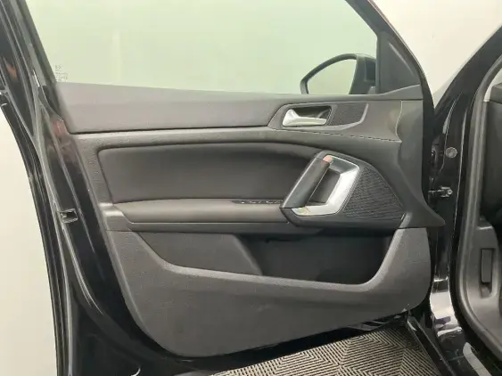 PEUGEOT 308 II - voiture d'occasion - Photo 19