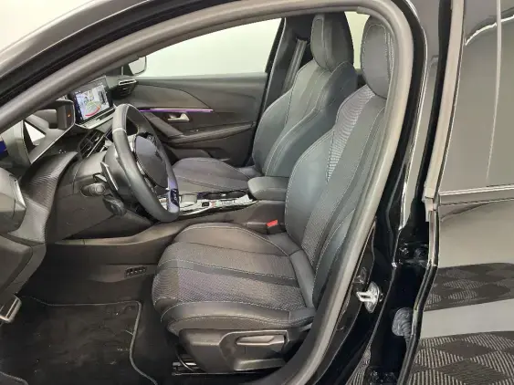 PEUGEOT 208 II - voiture d'occasion - Photo 18