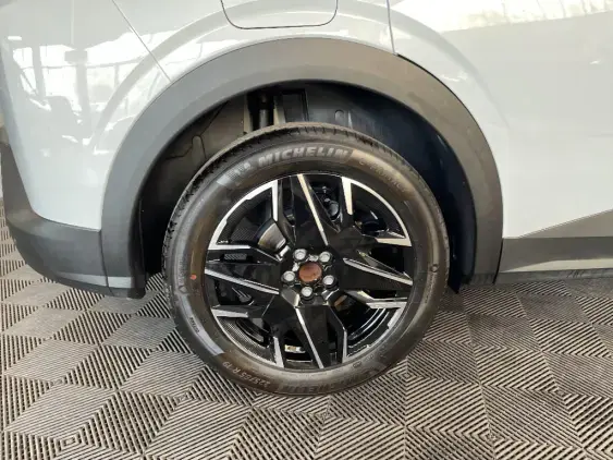 PEUGEOT 3008 III - voiture d'occasion - Photo 25