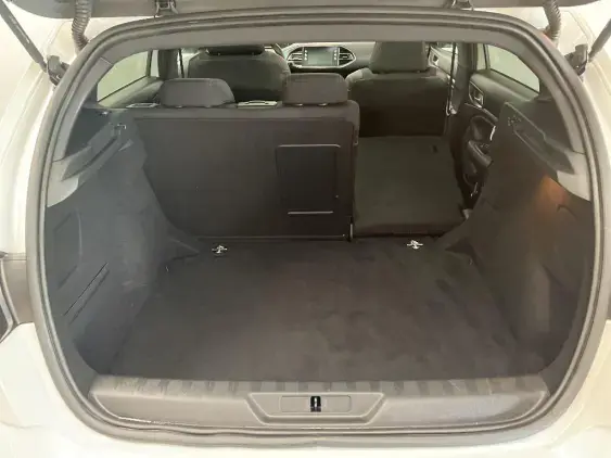PEUGEOT 308 II - voiture d'occasion - Photo 16
