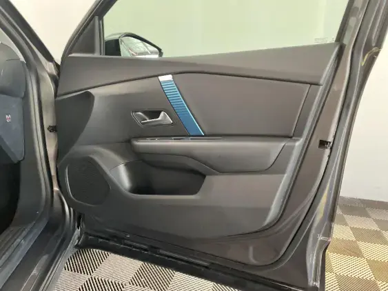 CITROEN C4 ELECTRIQUE III - voiture d'occasion - Photo 20