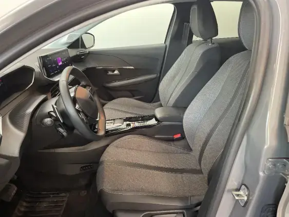 PEUGEOT 208 II - voiture d'occasion - Photo 18