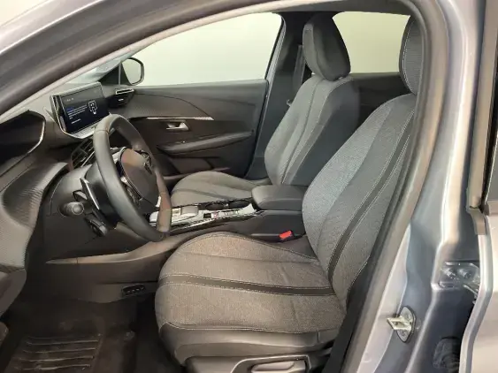 PEUGEOT 208 II - voiture d'occasion - Photo 18