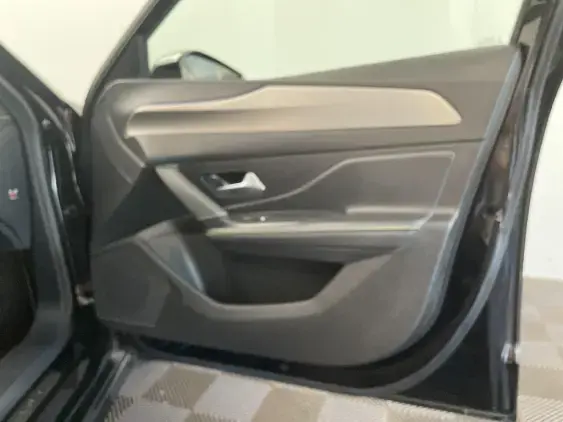 PEUGEOT 308 III - voiture d'occasion - Photo 20
