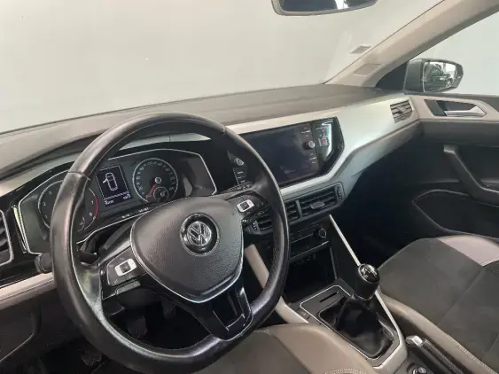VOLKSWAGEN POLO VI - voiture d'occasion - Photo 18
