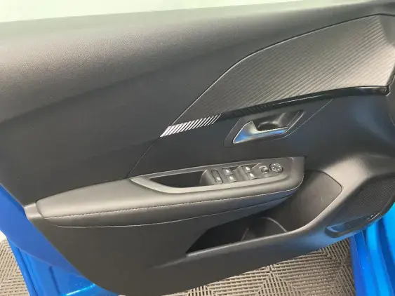 PEUGEOT 208 ELECTRIQUE II - voiture d'occasion - Photo 17