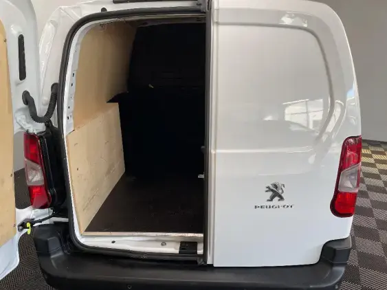 PEUGEOT PARTNER FGN III ELECTRIQUE - voiture d'occasion - Photo 16