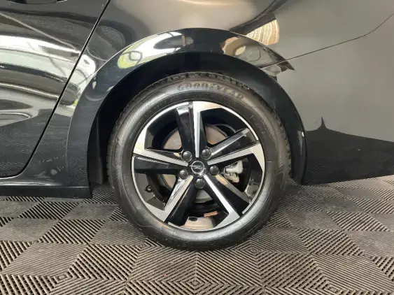 OPEL ASTRA L - voiture d'occasion - Photo 23