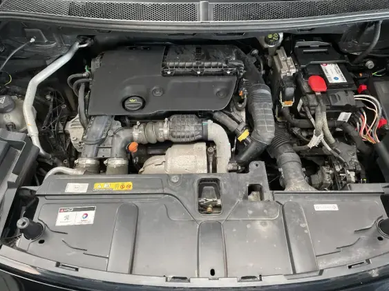 PEUGEOT 3008 II - voiture d'occasion - Photo 20