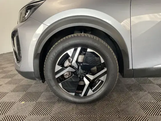 PEUGEOT 2008 II - voiture d'occasion - Photo 21